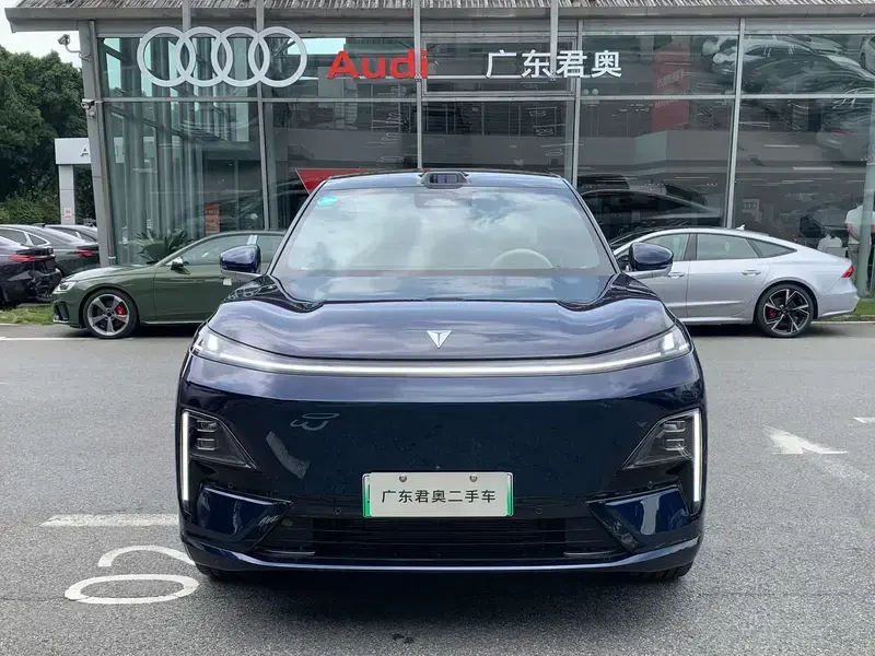 2025 Changan Deep Blue S09 с пробегом 6 500 км