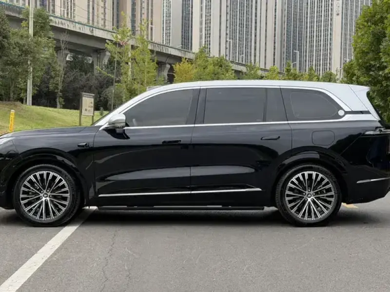 2025 Changan Deep Blue S09 с пробегом 13 000 км
