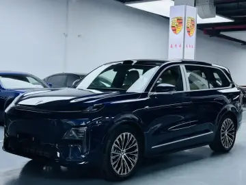 2025 Changan Deep Blue S09 с пробегом 100 км