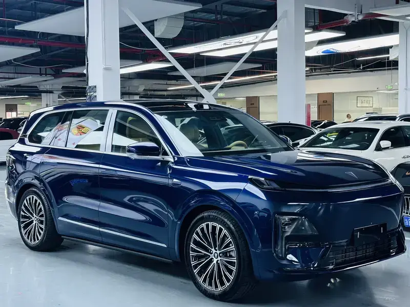 2025 Changan Deep Blue S09 с пробегом 100 км