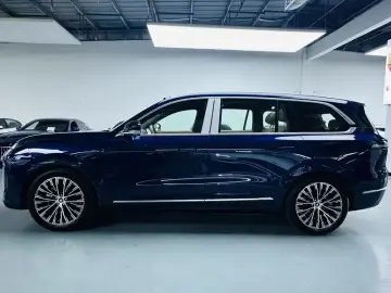 2025 Changan Deep Blue S09 с пробегом 100 км
