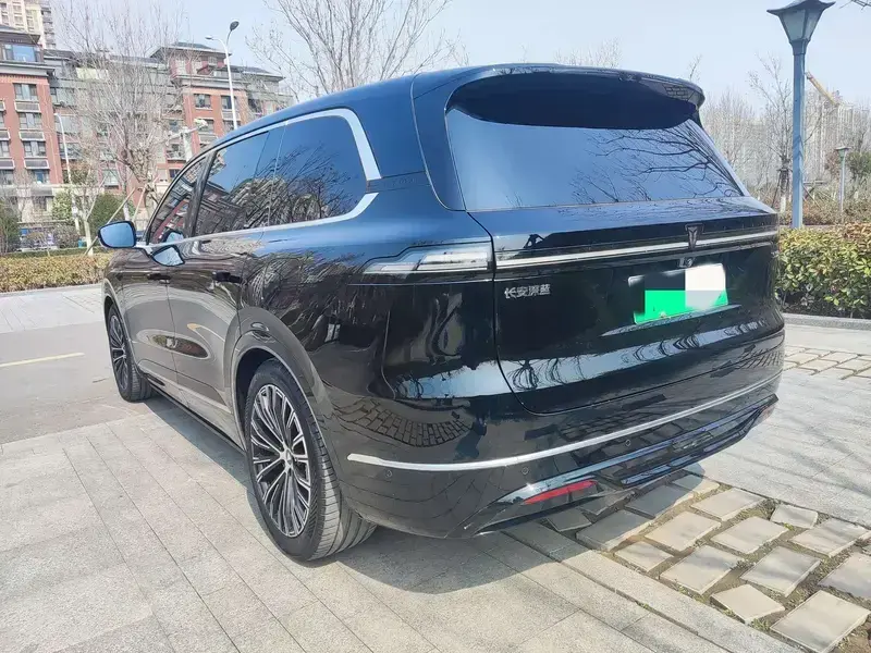 2025 Changan Deep Blue S09 с пробегом 11 000 км