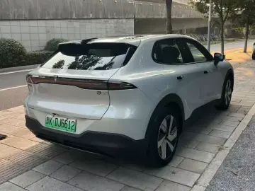 2024 Changan Shenlan S05 с пробегом 33 000 км
