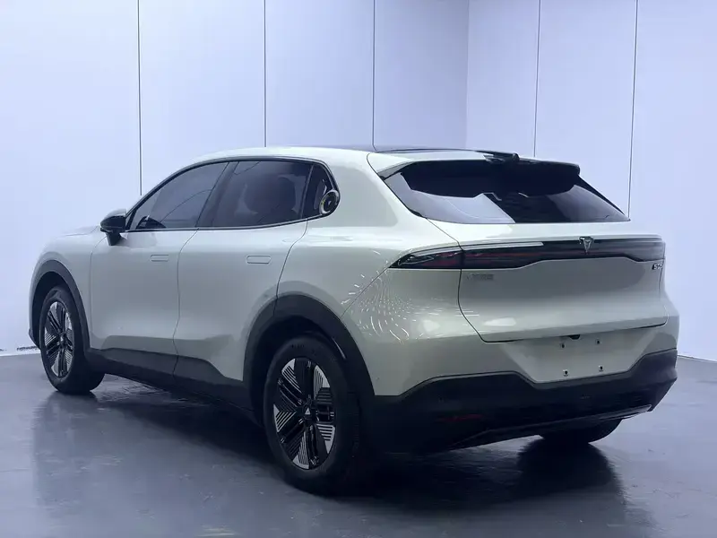 2026 Changan Shenlan S05 с пробегом 5 000 км