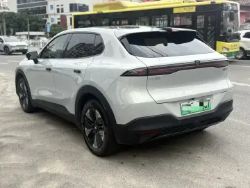 2026 Changan Shenlan S05 с пробегом 30 000 км