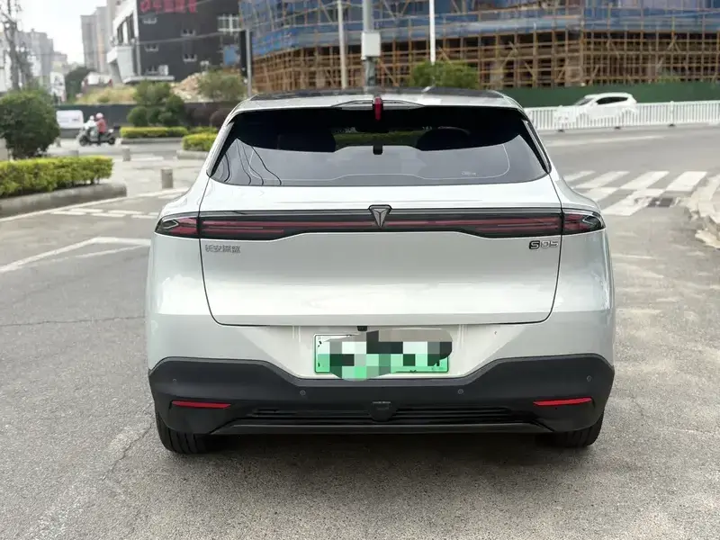 2026 Changan Shenlan S05 с пробегом 30 000 км