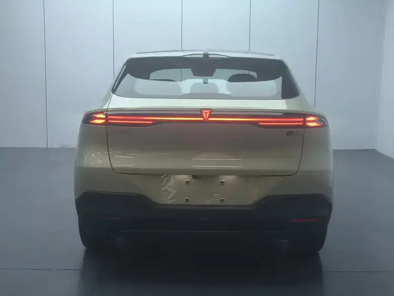 2026 Changan Shenlan S05 с пробегом 10 000 км