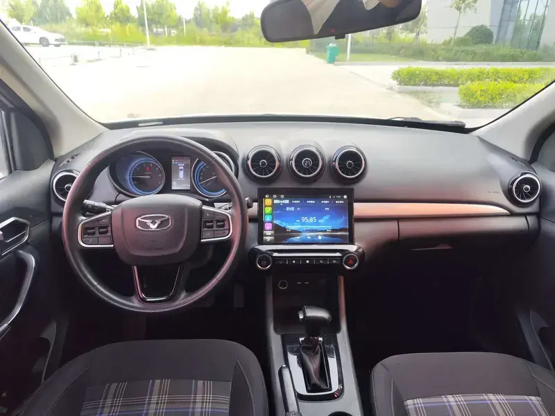 2016 Chery Kaiyi V3 с пробегом 42 000 км