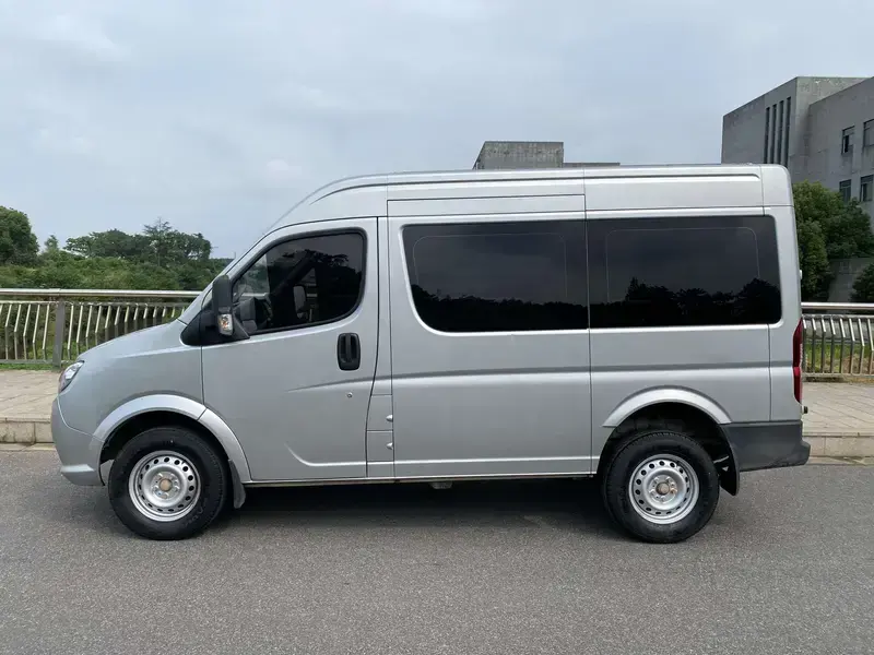 2021 Dongfeng Yufeng EM27 с пробегом 41 000 км