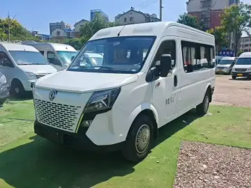Dongfeng Yufeng EM27