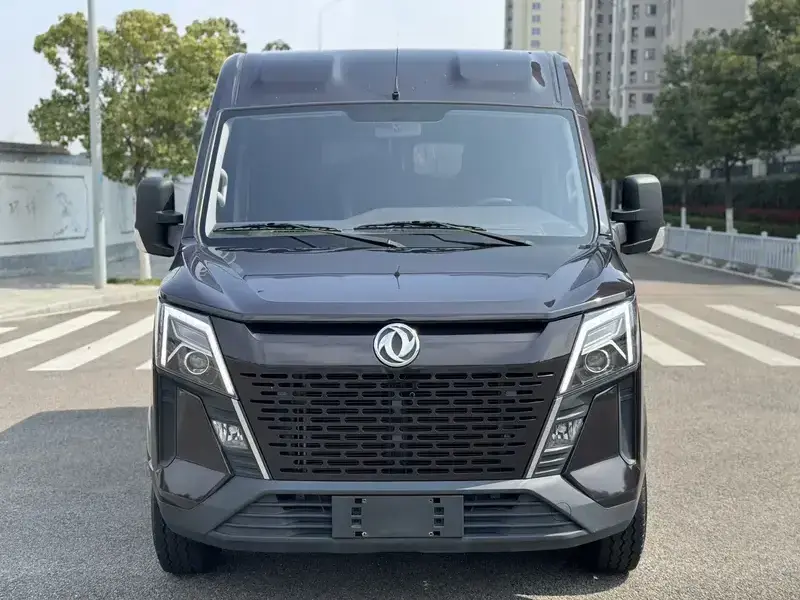 2023 Dongfeng Yufeng EM27 с пробегом 25 000 км