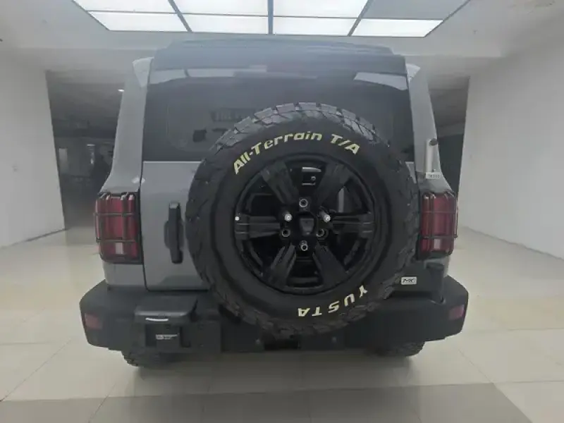 2021 Crossboundary Auto Co-created Tank 300 с пробегом 78 000 км