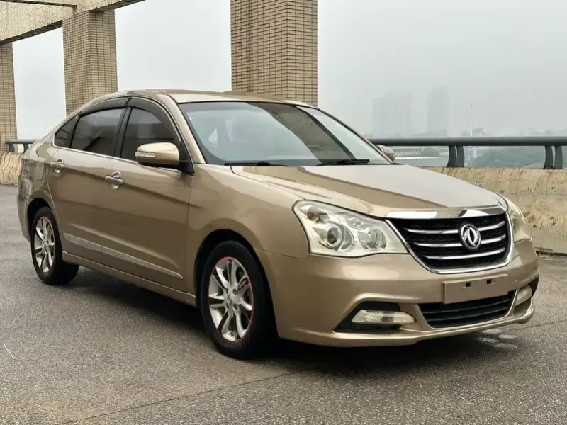 2012 Dongfeng Dongfeng Fengshen A60 с пробегом 98 000 км