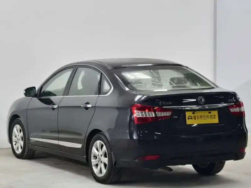 2012 Dongfeng Dongfeng Fengshen A60 с пробегом 59 000 км