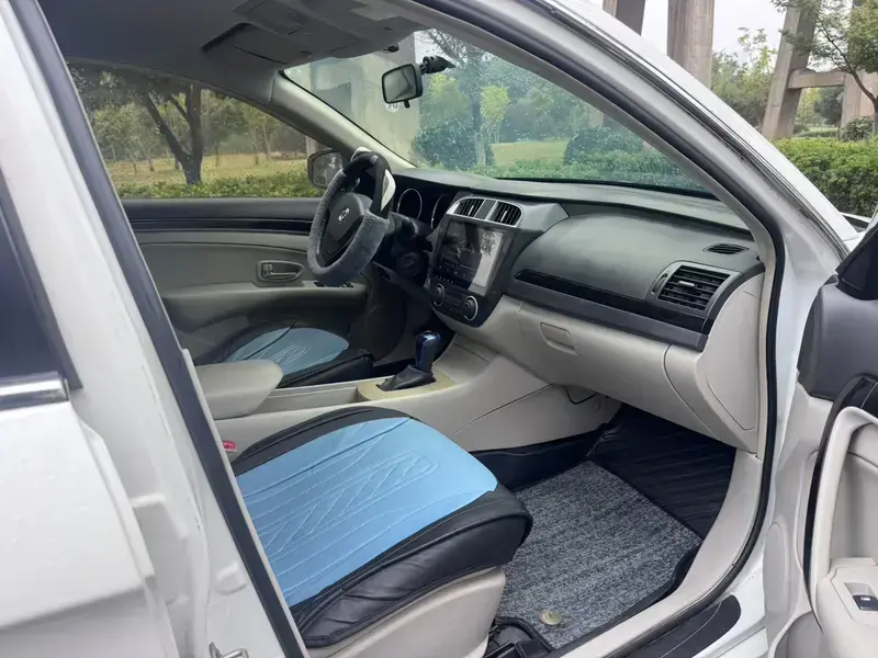 2016 Dongfeng Dongfeng Fengshen A60 с пробегом 86 000 км