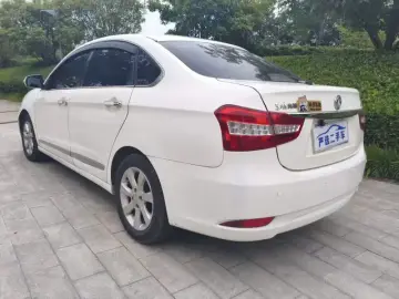2016 Dongfeng Dongfeng Fengshen A60 с пробегом 81 000 км