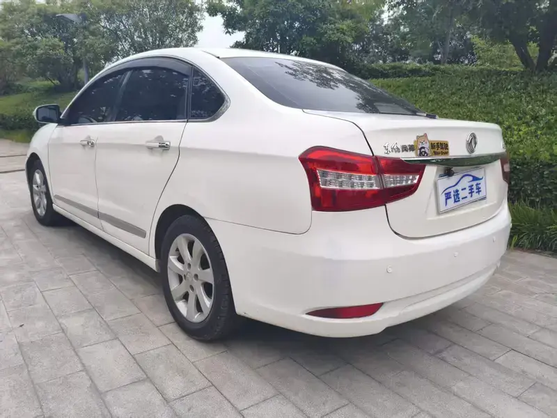 2016 Dongfeng Dongfeng Fengshen A60 с пробегом 81 000 км