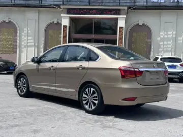 2016 Dongfeng Dongfeng Fengshen A60 с пробегом 128 000 км