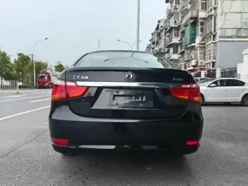 2016 Dongfeng Dongfeng Fengshen A60 с пробегом 120 000 км