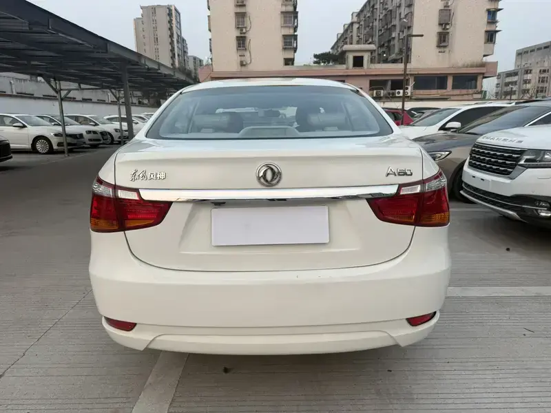 2016 Dongfeng Dongfeng Fengshen A60 с пробегом 85 000 км