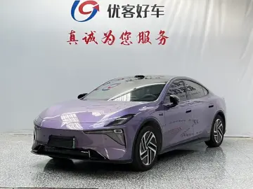 Changan DeepBlue L06