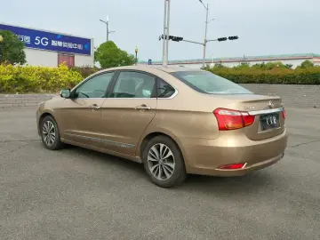 2016 Dongfeng Dongfeng Fengshen A60 с пробегом 80 000 км