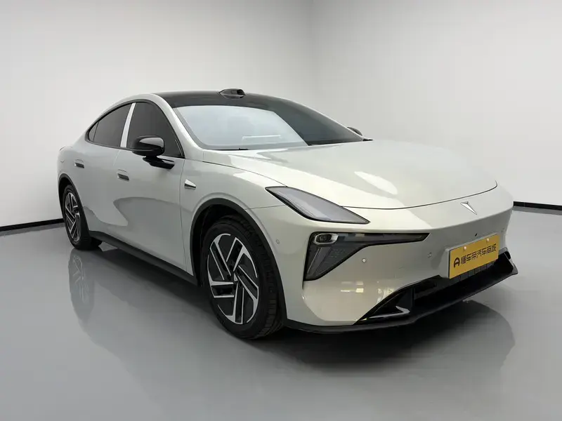 2026 Changan DeepBlue L06 с пробегом 1 500 км