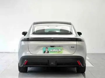 2026 Changan DeepBlue L06 с пробегом 10 100 км