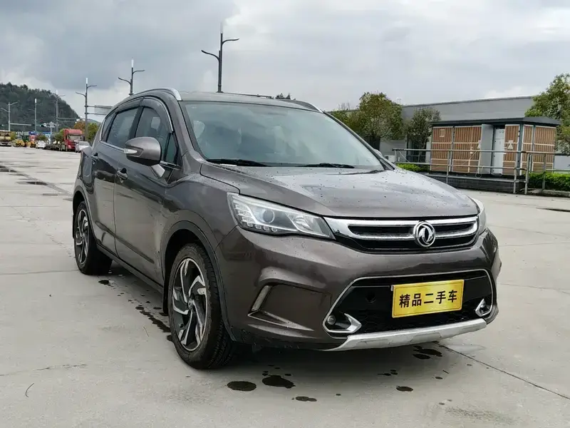 2017 Dongfeng Dongfeng Fengshen AX5 с пробегом 120 000 км