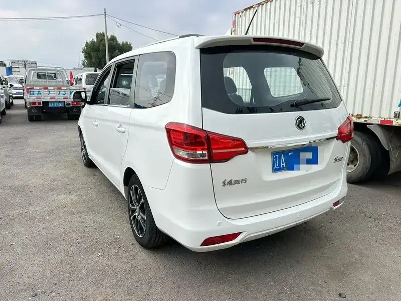 2017 Forthing Fengxing S500 с пробегом 79 000 км