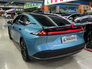 2024 Changan Shenlan L07 с пробегом 10 000 км