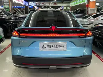 2024 Changan Shenlan L07 с пробегом 10 000 км