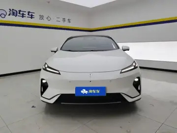2025 Changan Shenlan L07 с пробегом 16 000 км