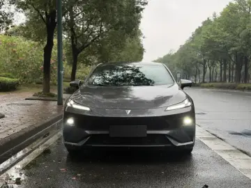 2024 Changan Shenlan L07 с пробегом 14 000 км