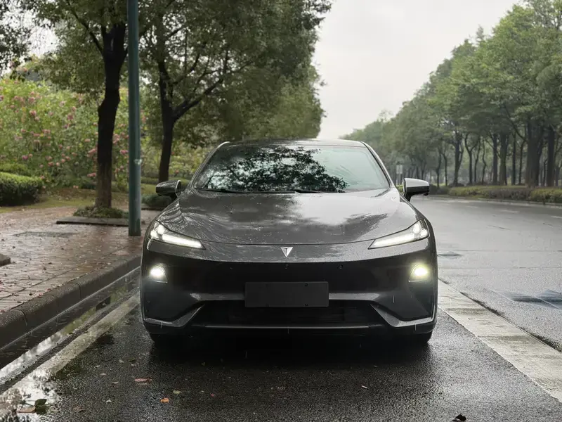 2024 Changan Shenlan L07 с пробегом 14 000 км