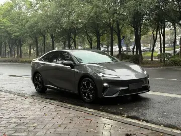 2024 Changan Shenlan L07 с пробегом 14 000 км