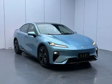 2025 Changan Shenlan L07 с пробегом 17 000 км