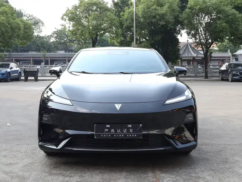 2025 Changan Shenlan L07 с пробегом 20 000 км
