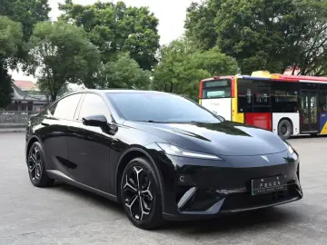 2025 Changan Shenlan L07 с пробегом 20 000 км