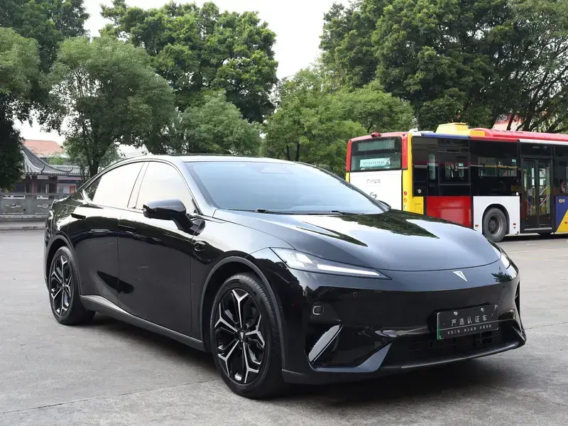 2025 Changan Shenlan L07 с пробегом 20 000 км