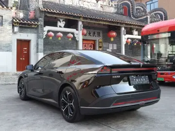 2025 Changan Shenlan L07 с пробегом 20 000 км