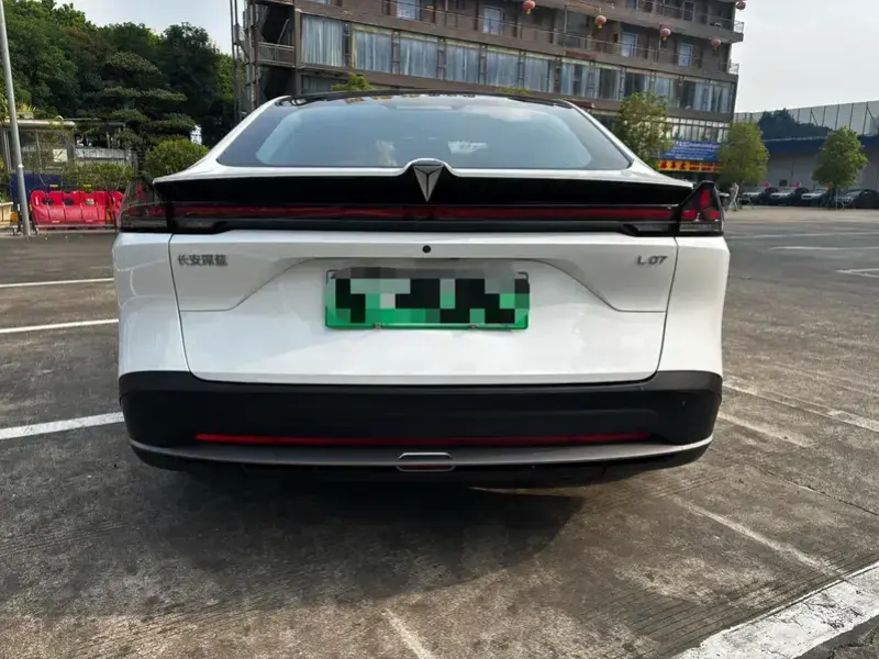 2024 Changan Shenlan L07 с пробегом 5 000 км