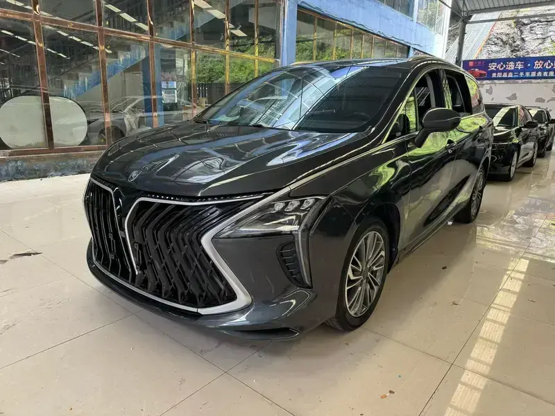 2022 Forthing Fengxing Youting New Energy с пробегом 70 000 км