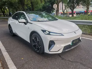 2024 Changan Shenlan L07 с пробегом 15 000 км
