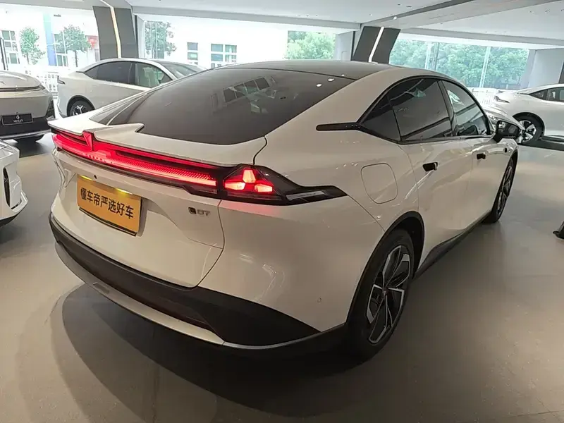 2026 Changan Shenlan L07 с пробегом 100 км