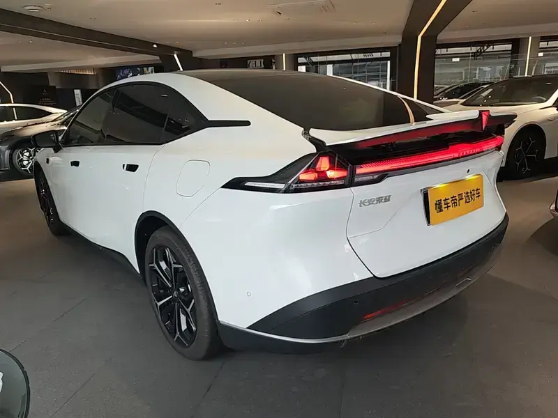 2026 Changan Shenlan L07 с пробегом 100 км