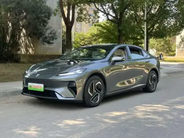 Changan Shenlan L07