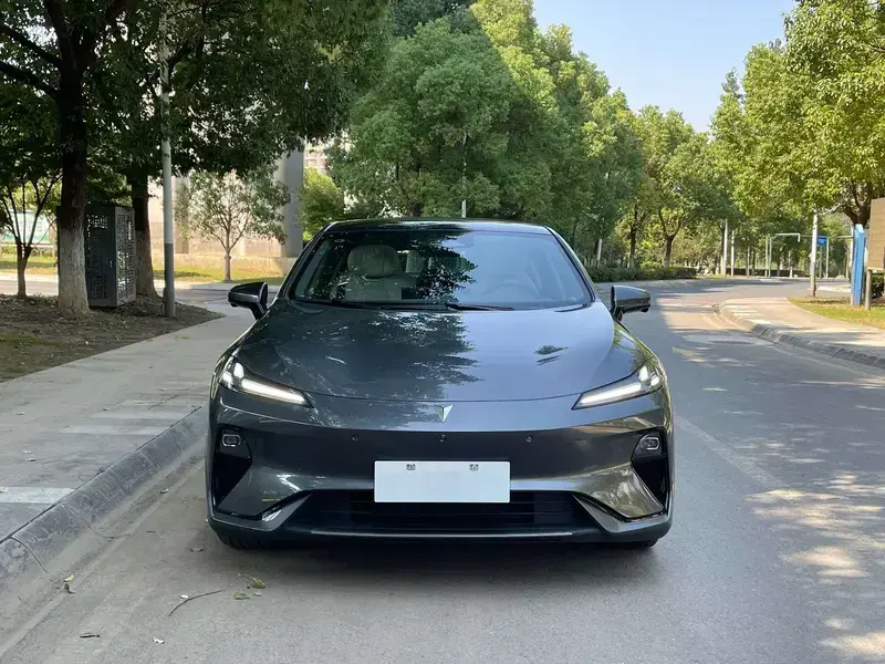 2024 Changan Shenlan L07 с пробегом 25 000 км