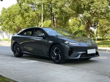 2024 Changan Shenlan L07 с пробегом 25 000 км