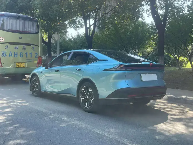 2024 Changan Shenlan L07 с пробегом 27 000 км